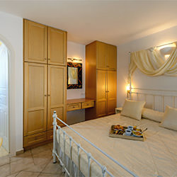 Chora Resort & Spa Folegandros - Interior View