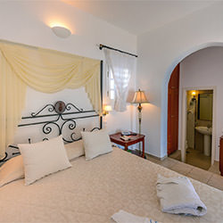 Chora Resort & Spa Folegandros - Interior View